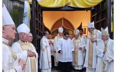 INSTALLATION OF ARCHBISHOP RICHARD SMITH